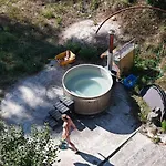 Monkey Tiny Barnhouse With Amazing Views At Zevariclub! *