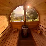 Holiday home Monkey Tiny Barnhouse With Amazing Views At Zevariclub!