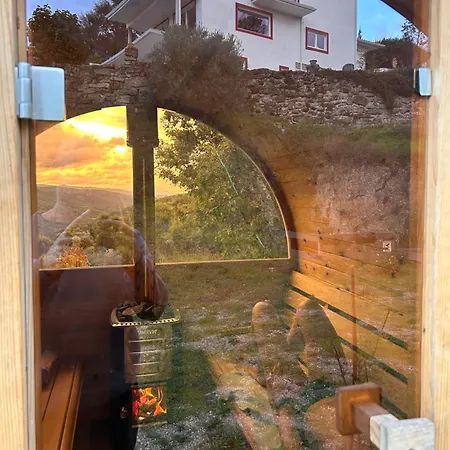 Monkey Tiny Barnhouse With Amazing Views! Folhadosa
