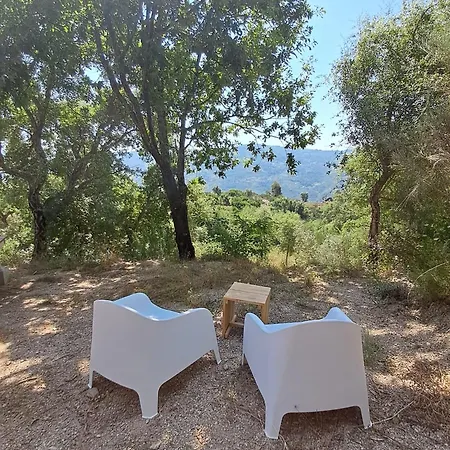 Monkey Tiny Barnhouse With Amazing Views At Zevariclub! Folhadosa