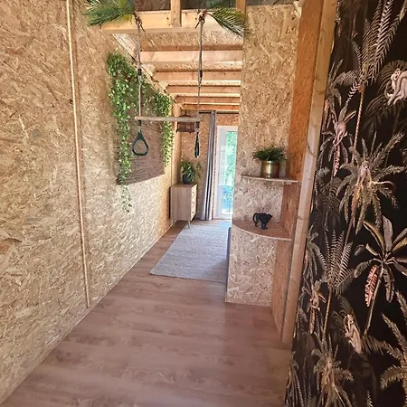 Monkey Tiny Barnhouse With Amazing Views At Zevariclub! Σπίτι διακοπών