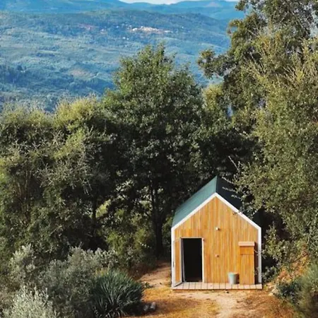 בית נופש Monkey Tiny Barnhouse With Amazing Views At Zevariclub! Folhadosa