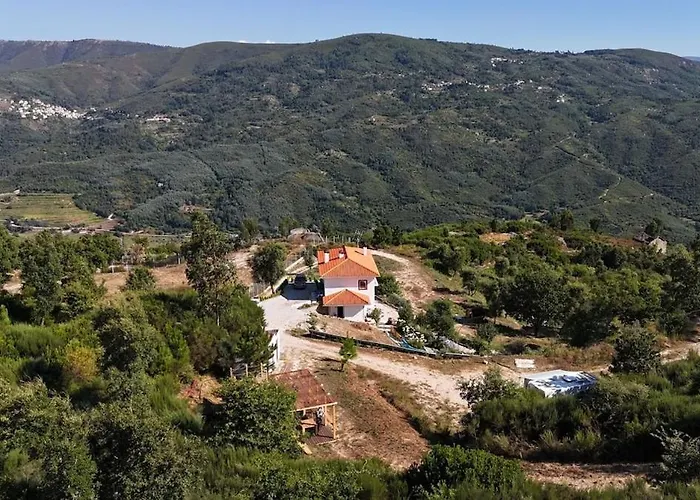 Monkey Tiny Barnhouse With Amazing Views At Zevariclub! *