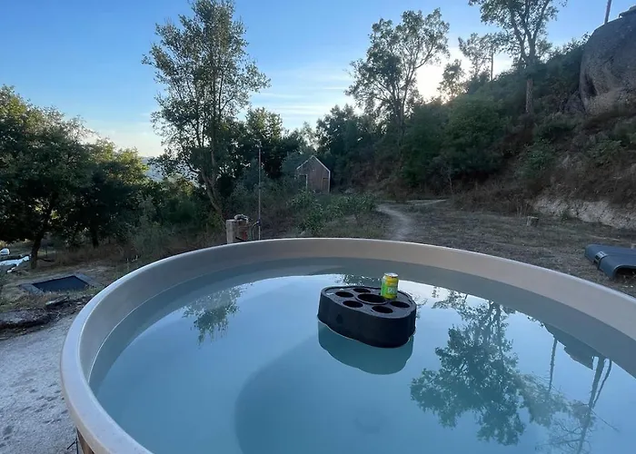 Monkey Tiny Barnhouse With Amazing Views At Zevariclub! Casa de Férias